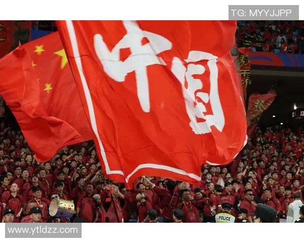 足球明星踏上中国土地与球迷亲密互动的精彩瞬间视频合集